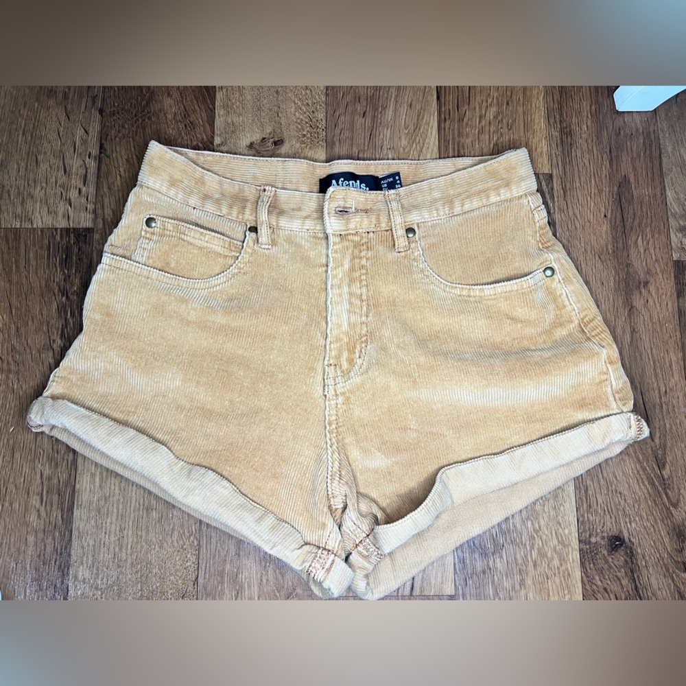 afends corduroy shorts size US 4
